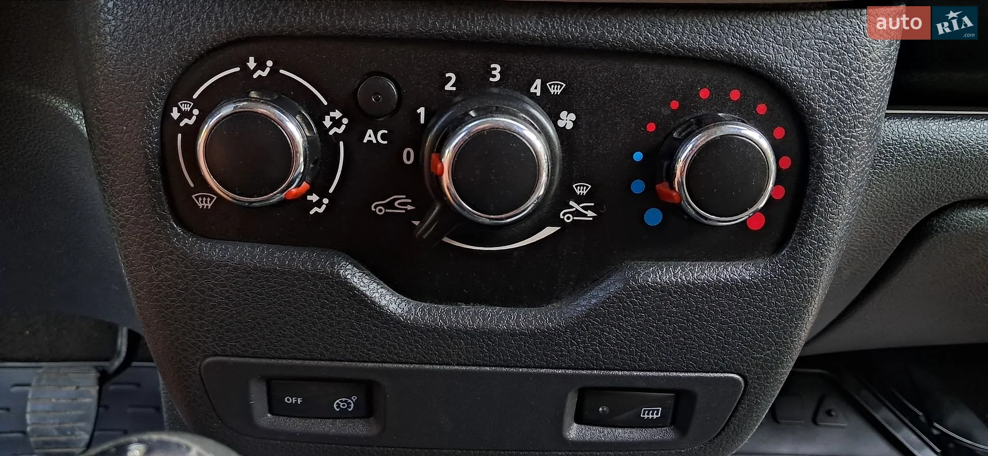 2014 Dacia Lodgy - мініатюра 11