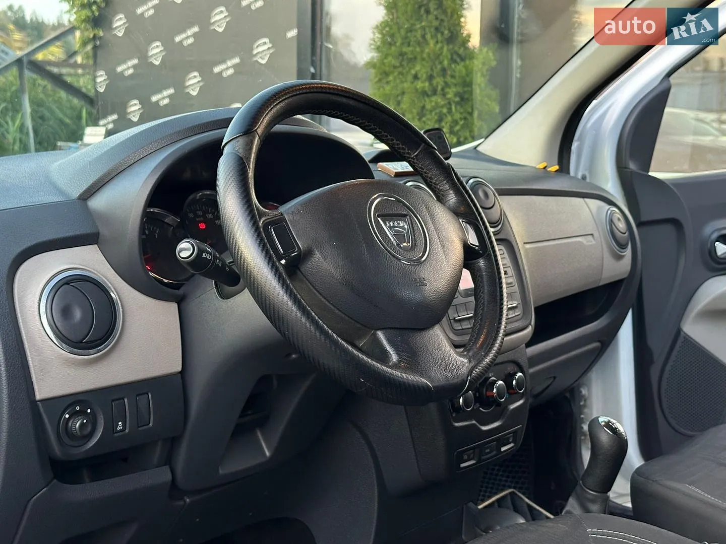 2015 Dacia Lodgy - мініатюра 14