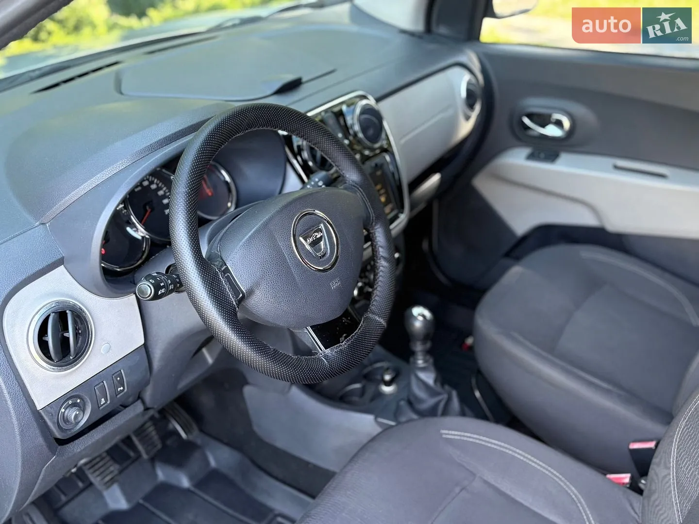 2012 Dacia Lodgy - мініатюра 17