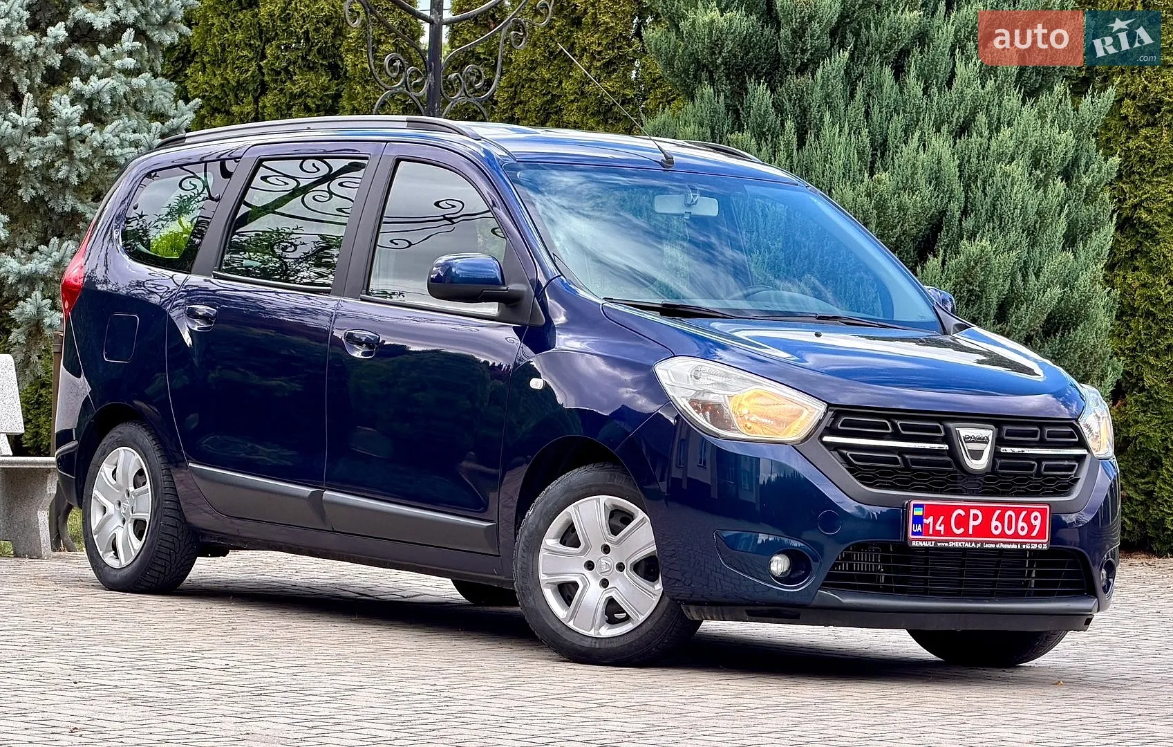 2018 Dacia Lodgy - мініатюра 11