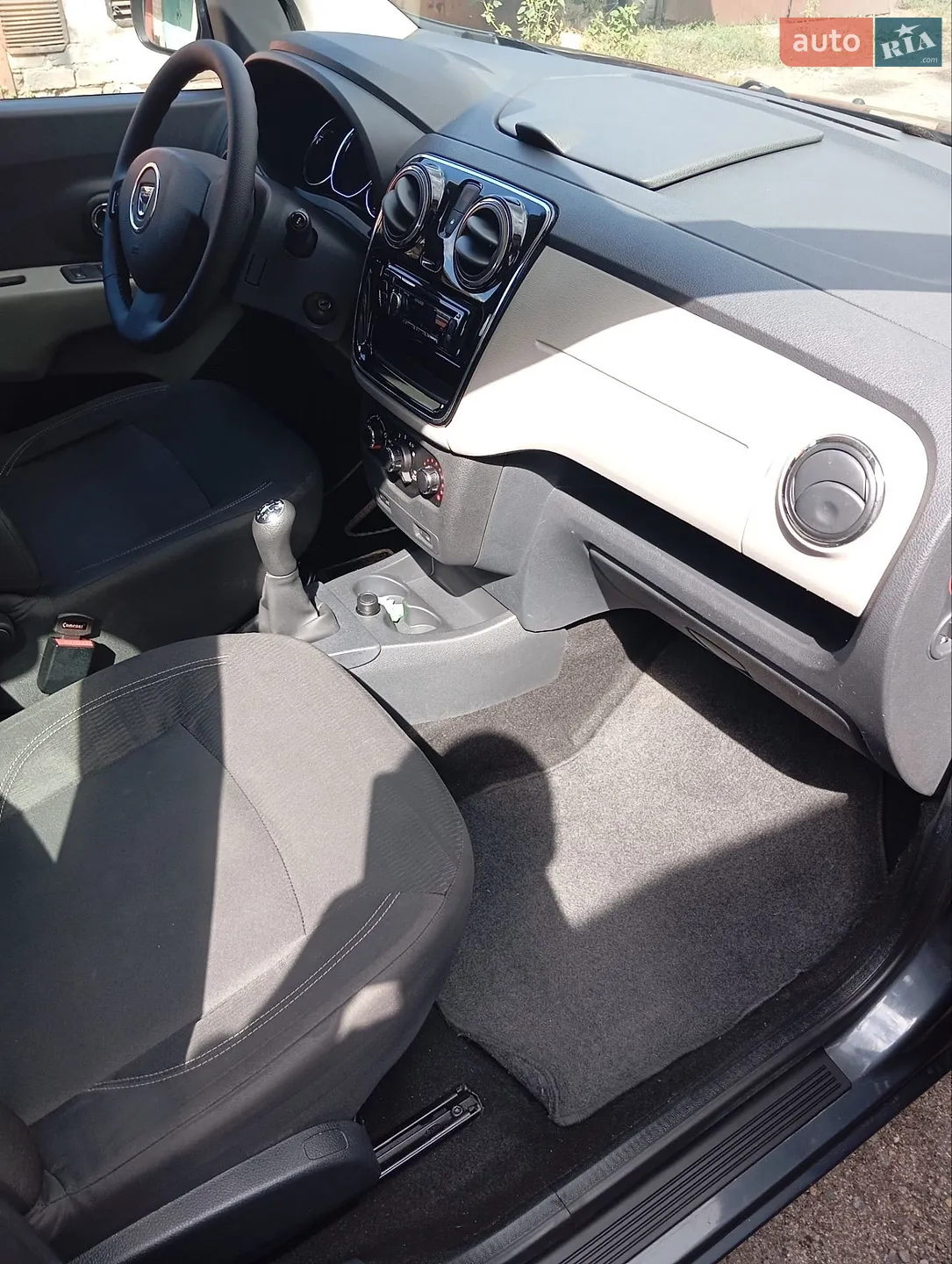2012 Dacia Lodgy - мініатюра 21