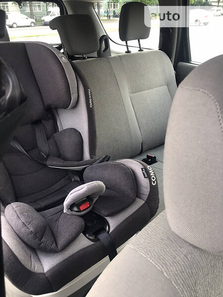 Універсал Dacia Logan MCV 2012 в Рівному