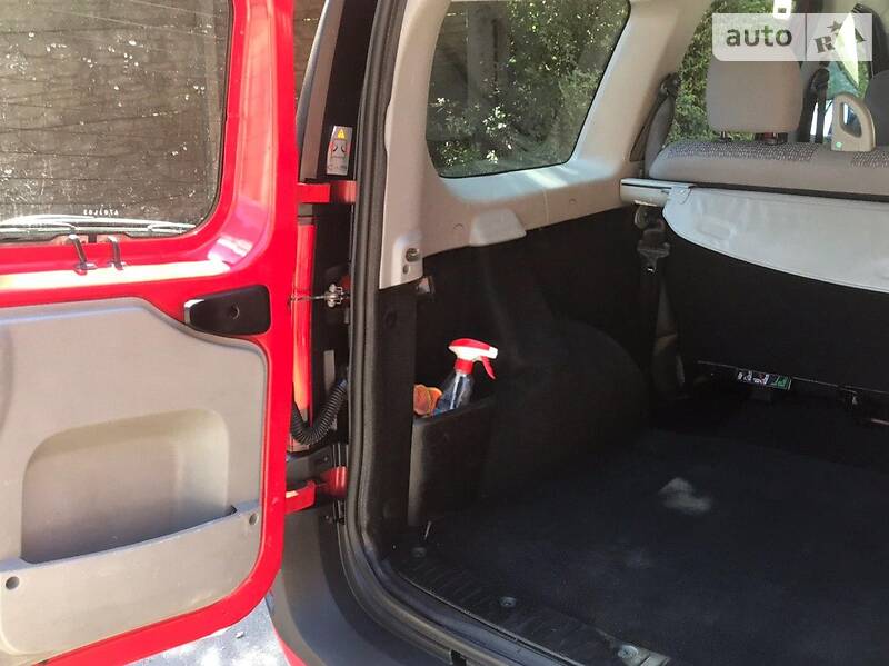 Універсал Dacia Logan MCV 2008 в Дніпрі