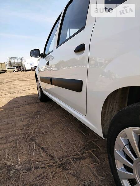 Універсал Dacia Logan MCV 2011 в Житомирі