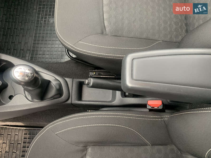 Универсал Dacia Logan MCV 2013 в Киеве