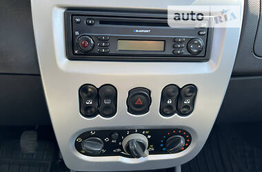 Универсал Dacia Logan MCV 2009 в 