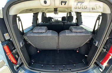 Универсал Dacia Logan MCV 2009 в 