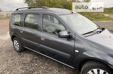 Универсал Dacia Logan MCV 2009 в 