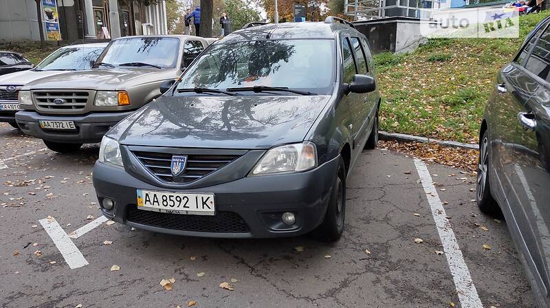 Универсал Dacia Logan MCV 2008 в Киеве