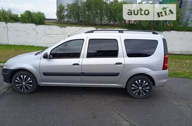 Универсал Dacia Logan MCV 2009 в Волочиске