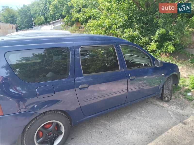 Универсал Dacia Logan MCV 2008 в Киеве