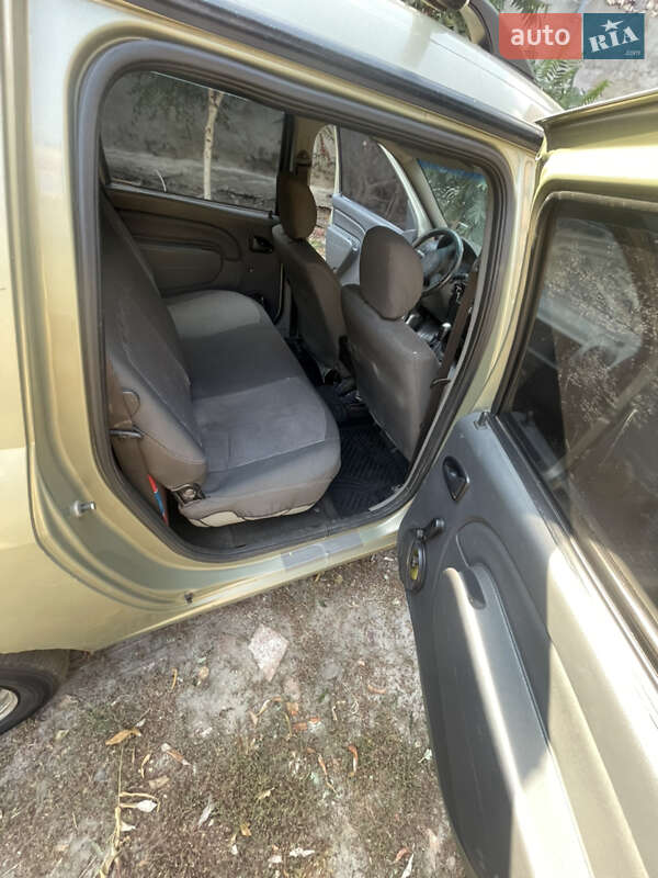 Універсал Dacia Logan MCV 2008 в Харкові