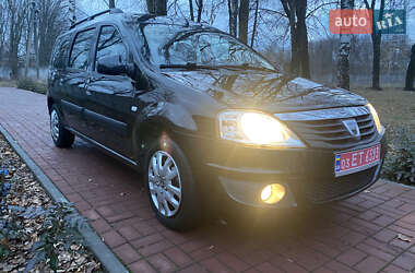 Универсал Dacia Logan MCV 2010 в Хороле