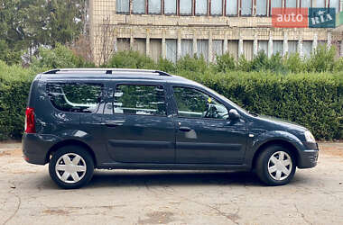 Універсал Dacia Logan MCV 2011 в Умані