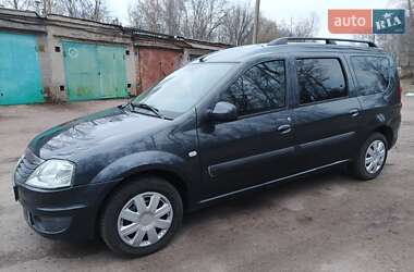 Универсал Dacia Logan MCV 2009 в Чернигове