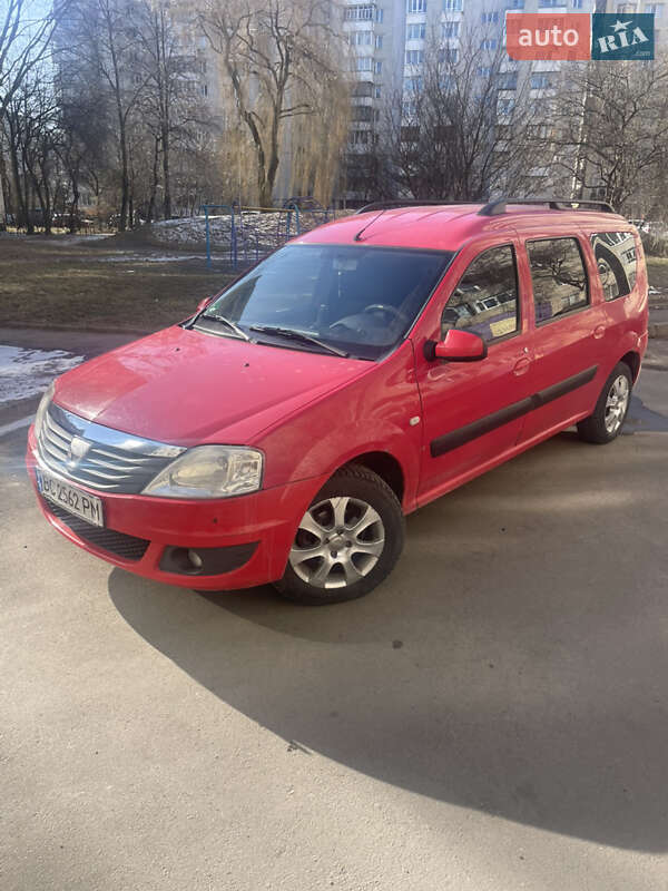 Универсал Dacia Logan MCV 2009 в 