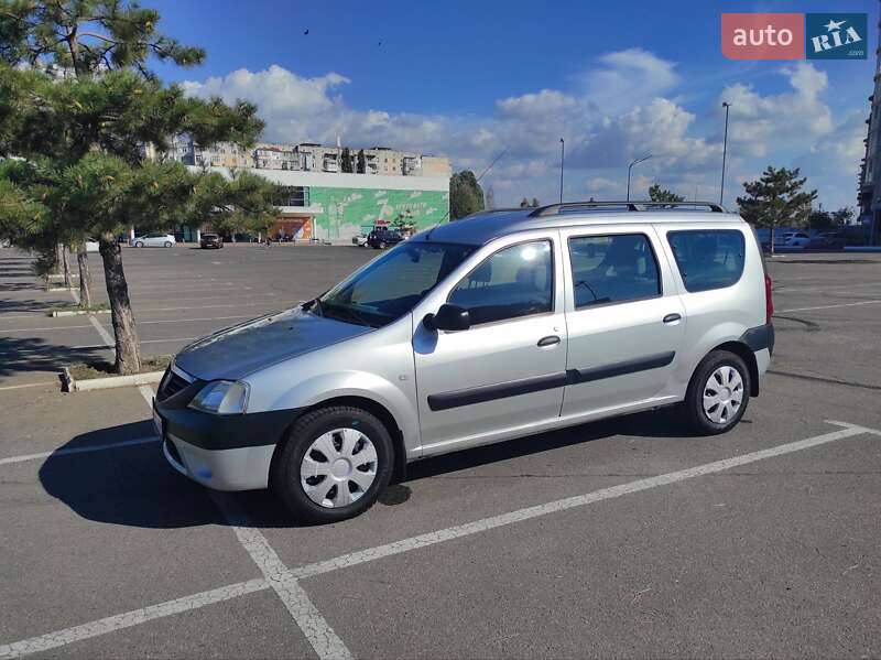 Универсал Dacia Logan MCV 2008 в Николаеве