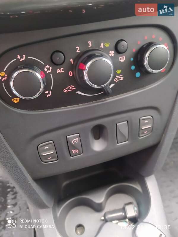 Універсал Dacia Logan MCV 2013 в Вінниці