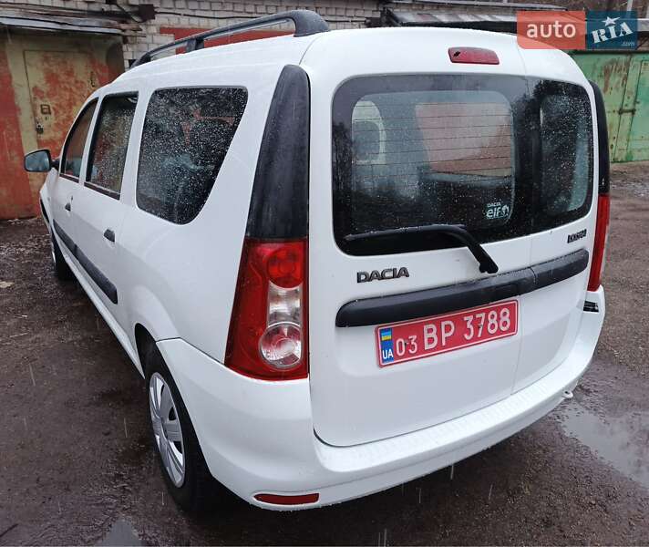 Универсал Dacia Logan MCV 2012 в Чернигове