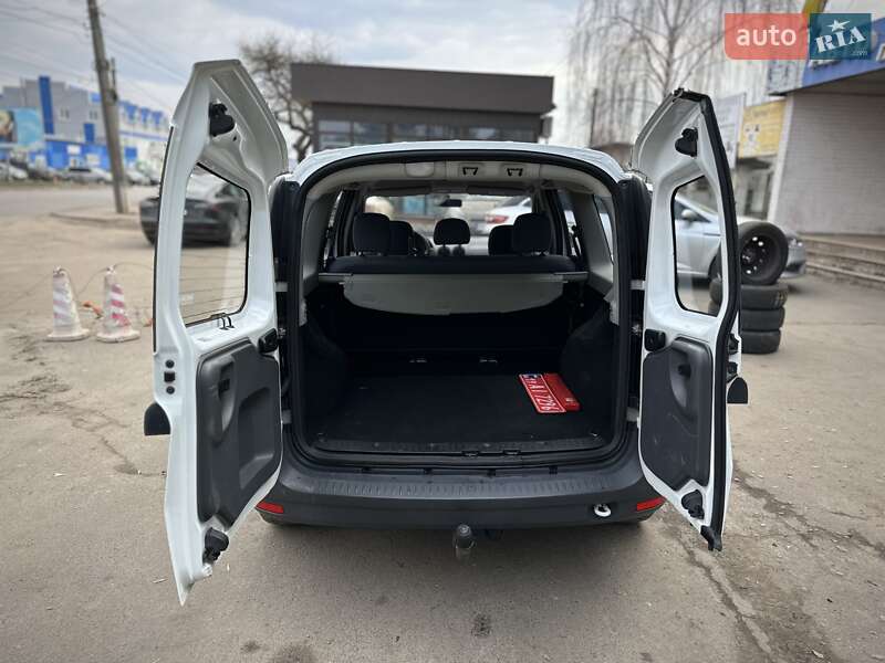 Универсал Dacia Logan MCV 2009 в Сумах