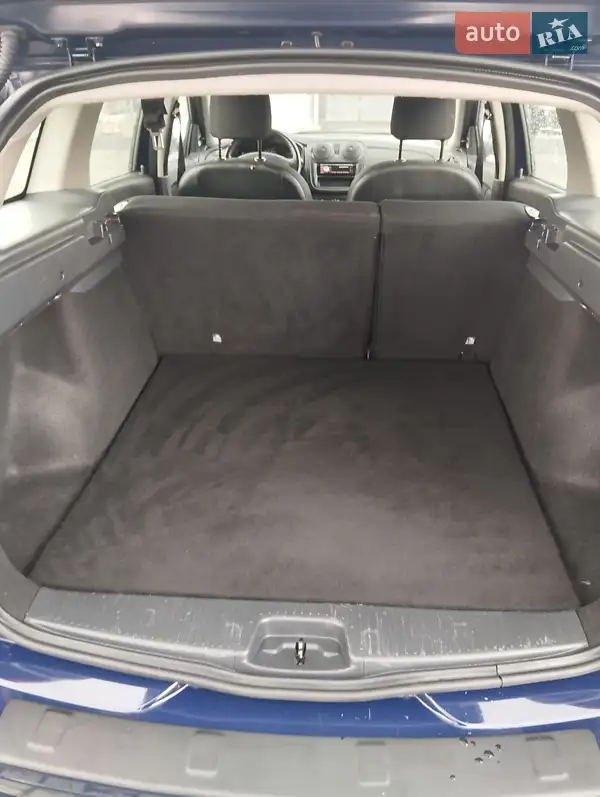 Універсал Dacia Logan MCV 2015 в 