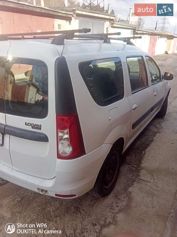 Універсал Dacia Logan MCV 2009 в Вишгороді