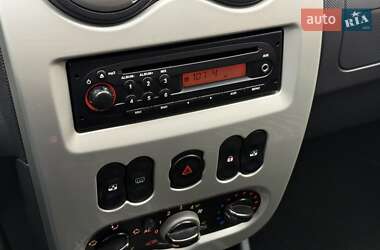 Універсал Dacia Logan MCV 2012 в 