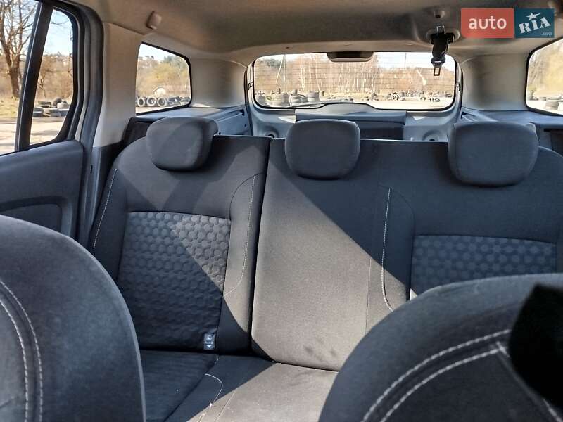 Універсал Dacia Logan MCV 2014 в Львові