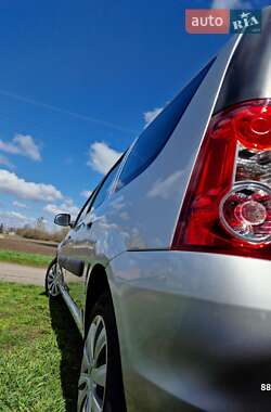 Универсал Dacia Logan MCV 2009 в 