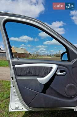 Универсал Dacia Logan MCV 2009 в 