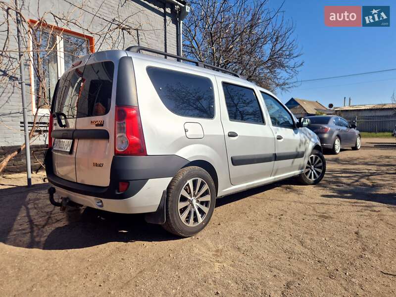 Универсал Dacia Logan MCV 2008 в Черкассах