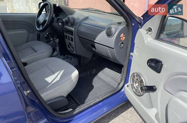 Универсал Dacia Logan MCV 2009 в 