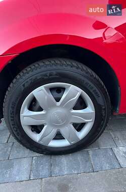 Универсал Dacia Logan MCV 2010 в 