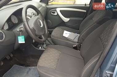 Универсал Dacia Logan MCV 2012 в 