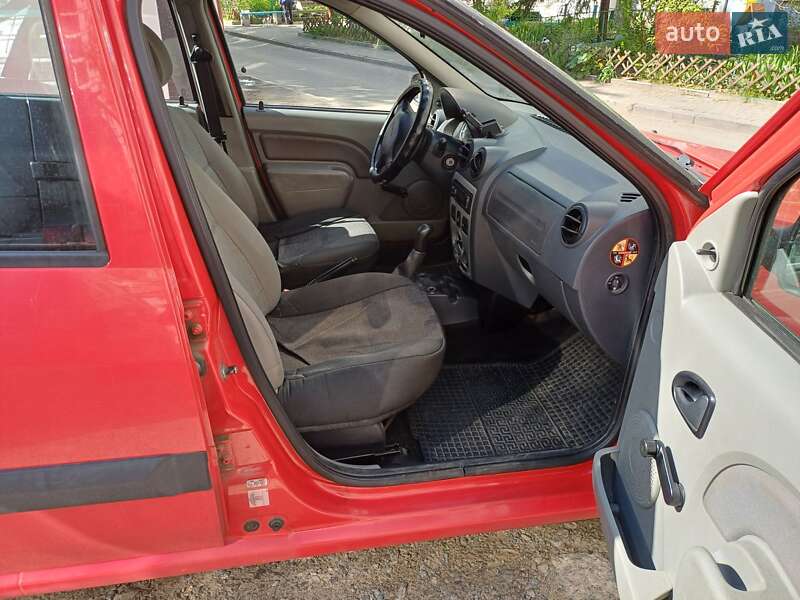 Універсал Dacia Logan MCV 2011 в Дніпрі фото 4 Універсал Dacia Logan MCV 2011 в Дніпрі