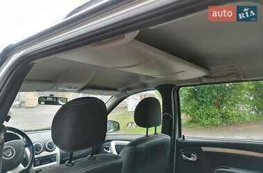 Універсал Dacia Logan MCV 2012 в 