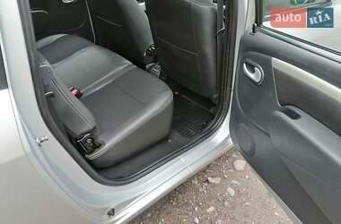 Універсал Dacia Logan MCV 2012 в 