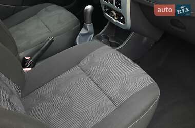 Универсал Dacia Logan MCV 2009 в 
