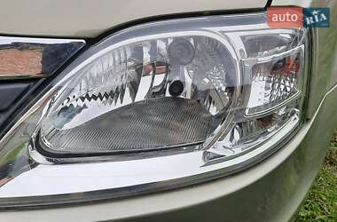 Универсал Dacia Logan MCV 2009 в 