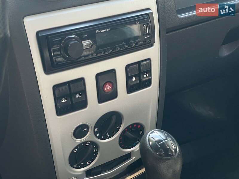 Універсал Dacia Logan MCV 2007 в Києві