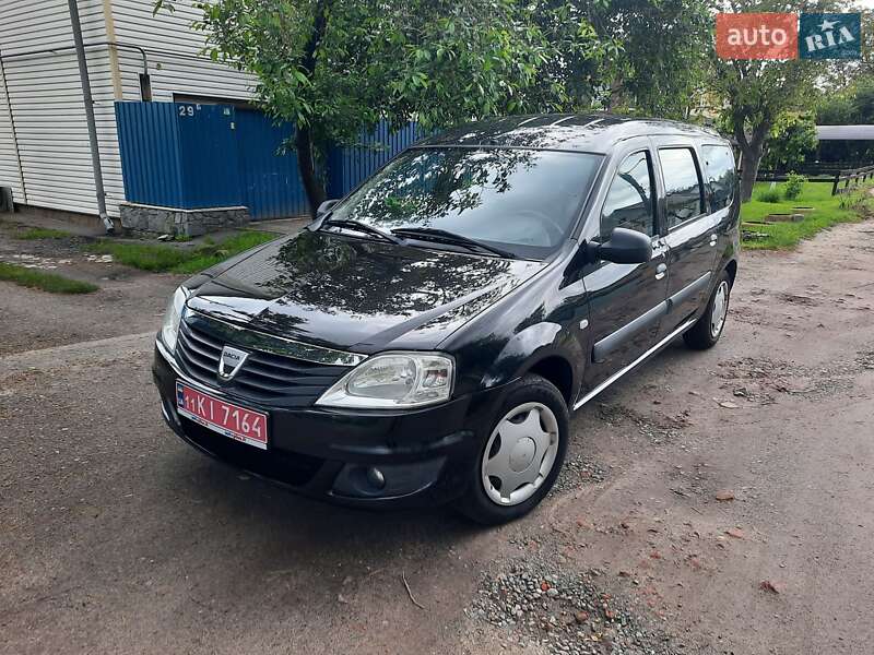 Универсал Dacia Logan MCV 2010 в 
