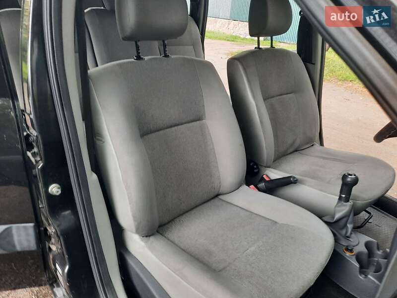 Универсал Dacia Logan MCV 2010 в Полтаве
