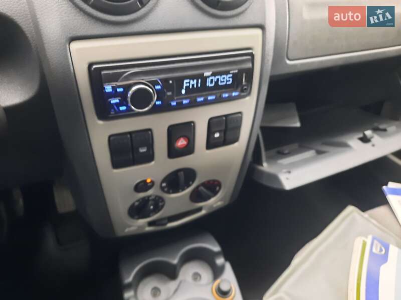 Универсал Dacia Logan MCV 2010 в Полтаве