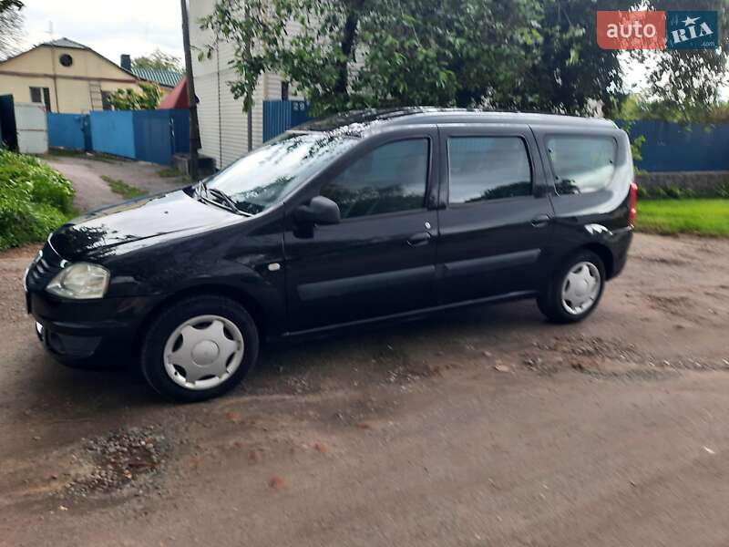 Универсал Dacia Logan MCV 2010 в Полтаве