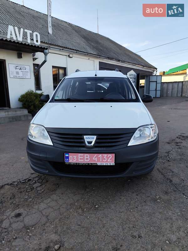 Универсал Dacia Logan MCV 2011 в Чернигове