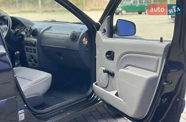 Универсал Dacia Logan MCV 2009 в 