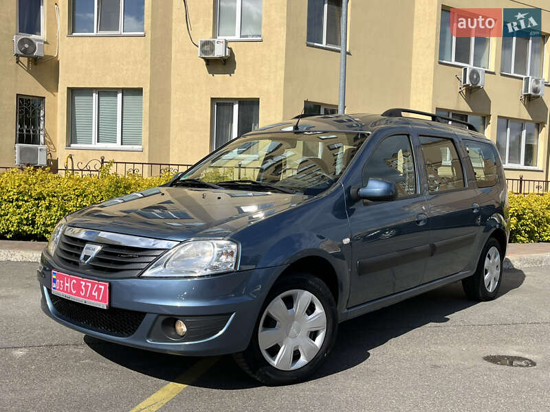 Универсал Dacia Logan MCV 2009 в Киеве