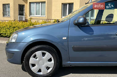 Універсал Dacia Logan MCV 2009 в 