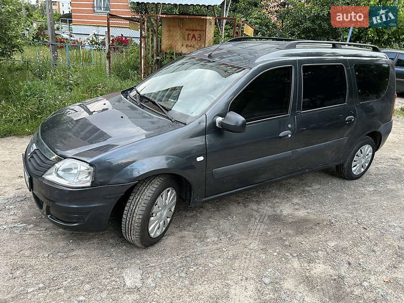 Универсал Dacia Logan MCV 2008 в Киеве