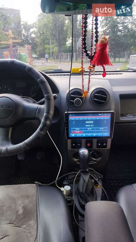 Универсал Dacia Logan MCV 2008 в Ирпене